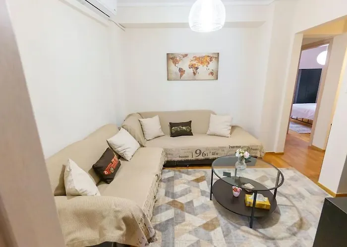 Cosy Near The Centre *